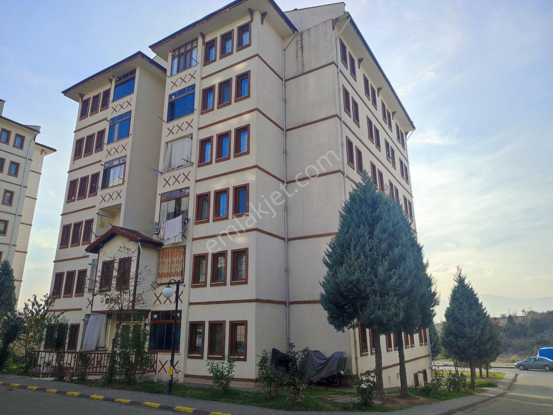  WİSREM SAFRANBOLUDAN YAZIKÖY TOKİDE SATILIK KİRACILI 2+1 DAİRE