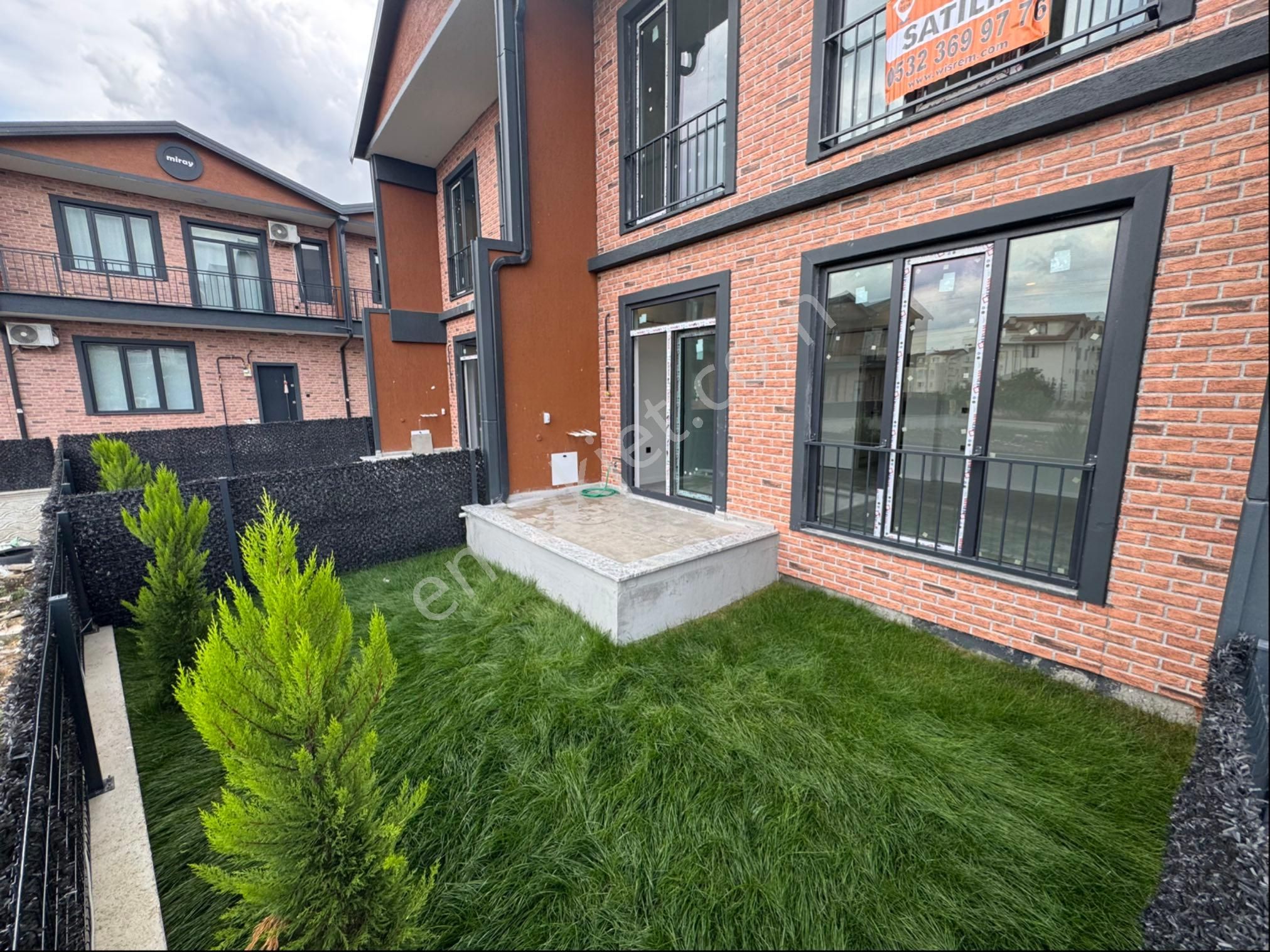  GÖLCÜK YAZLIK YENİ MAHALLE / 3+1/ 145 m2 / SİTE İÇİ / ECO VİLLA